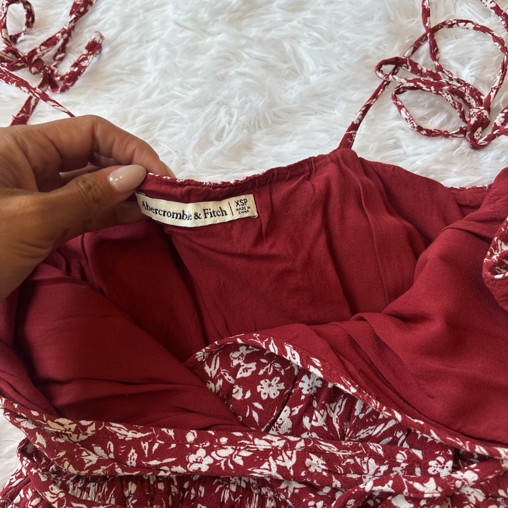 Abercrombie & Fitch Burgundy Floral Jumpsuit - Picture 5 of 6